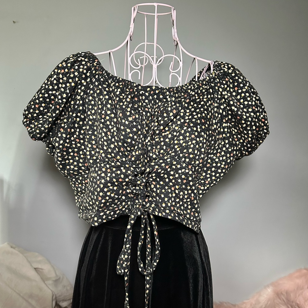 Floral Puff Sleeve Top - Black